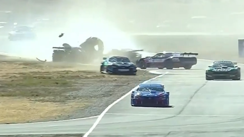 Gastón Mazzacane y Augusto Carinelli se encuentran fuera de peligro Gastón Mazzacane y Augusto Carinelli se encuentran fuera de peligro