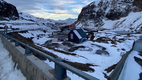 El Complejo Fronterizo Paso Pehuenche volverá a operar en su horario regular tras varios días de funcionamiento restringido. El Complejo Fronterizo Paso Pehuenche volverá a operar en su horario regular tras varios días de funcionamiento restringido.