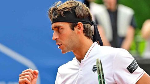 El argentino consiguió una enorme victoria en Halle. El argentino consiguió una enorme victoria en Halle.