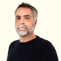 Leandro Geneyro - Director