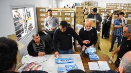 La Junta Electoral modificaría algunas reglas para evitar los inconvenientes de un posible desdoblamiento eleccionario La Junta Electoral modificaría algunas reglas para evitar los inconvenientes de un posible desdoblamiento eleccionario