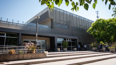 El cadete de la Policía está internado en el Central. El cadete de la Policía está internado en el Central.