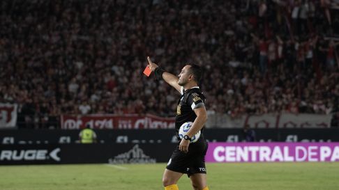 Polémica por los arbitrajes de Central-Estudiantes por el playoff del Torneo Apertura Polémica por los arbitrajes de Central-Estudiantes por el playoff del Torneo Apertura