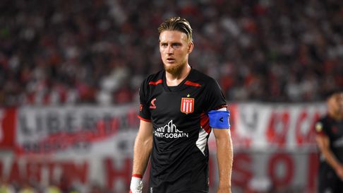 ascacibar salio rengueando de la bombonera y encendio alarmas en estudiantes ascacibar salio rengueando de la bombonera y encendio alarmas en estudiantes