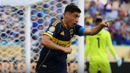 Merentiel sufrió una lesión y se complicó la llegada de Hinestroza a Boca. Merentiel sufrió una lesión y se complicó la llegada de Hinestroza a Boca.