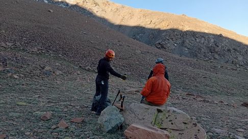 El andinista que se había extraviado fue hallado en buen estado de salud por los rescatistas El andinista que se había extraviado fue hallado en buen estado de salud por los rescatistas