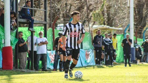 Estrella de Berisso empató como local, ante Belgrano de Zárate Estrella de Berisso empató como local, ante Belgrano de Zárate