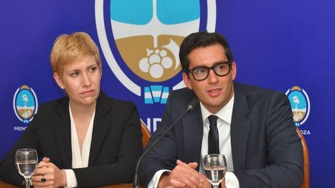 Jimena Latorre, en representación del Gobierno, junto a Guillaume Légaré, presidente de TSX y TSXV para América Latina. Jimena Latorre, en representación del Gobierno, junto a Guillaume Légaré, presidente de TSX y TSXV para América Latina.