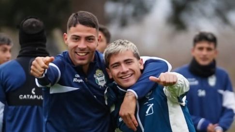 Ivo Mammini y Juan José Pérez en Estancia Chica. Gimnasia va por los tres puntos Ivo Mammini y Juan José Pérez en Estancia Chica. Gimnasia va por los tres puntos