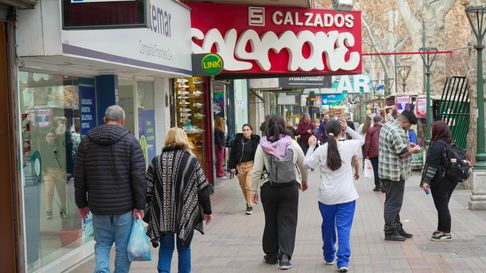 Así atenderá el comercio en Mendoza durante el fin de semana largo. Así atenderá el comercio en Mendoza durante el fin de semana largo.