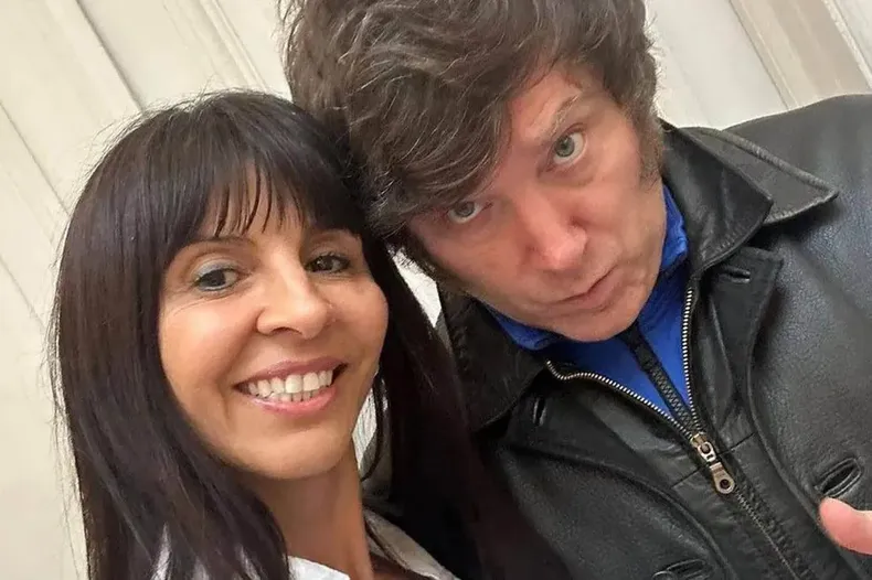 Lorena Villaverde, envuelta en esc&aacute;ndalos vinculados al narcotr&aacute;fico, junto a Javier Milei.&nbsp;