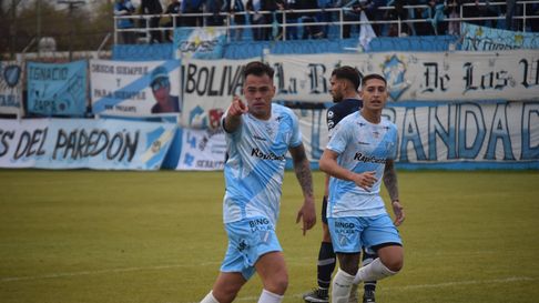 Villa San Carlos remontó en Berisso y no se baja de la pelea por la Primera B Villa San Carlos remontó en Berisso y no se baja de la pelea por la Primera B