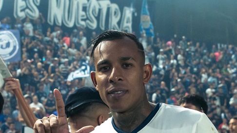 El nuevo refuerzo de Independiente Rivadavia tiene un vínculo muy especial con Sebastián Villa. El nuevo refuerzo de Independiente Rivadavia tiene un vínculo muy especial con Sebastián Villa.