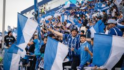 Godoy Cruz presentó su descargo ante AFA y avanza con sanciones a sus propios hinchas Godoy Cruz presentó su descargo ante AFA y avanza con sanciones a sus propios hinchas