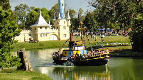 avanzan con la puesta a punto del tren y el barco de la republica avanzan con la puesta a punto del tren y el barco de la republica