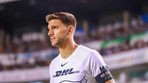 guillermo barros schelotto se lleva un ex gimnasia para su velez guillermo barros schelotto se lleva un ex gimnasia para su velez