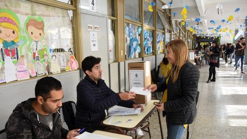 La Municipalidad de Godoy Cruz vota cuatro categorías el 26 de octubre. La Municipalidad de Godoy Cruz vota cuatro categorías el 26 de octubre.