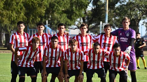 Estudiantes se durmió y lo pagó con la derrota en Santa Fe Estudiantes se durmió y lo pagó con la derrota en Santa Fe