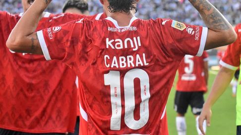 El mendocino volvió al fútbol argentino con un golazo. El mendocino volvió al fútbol argentino con un golazo.