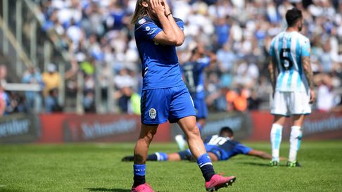 Spinelli jugó en el Gimnasia de Maradona, y no aportó prácticamente nada Spinelli jugó en el Gimnasia de Maradona, y no aportó prácticamente nada