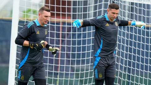 Dibu Martínez elogió al arquero de River. Dibu Martínez elogió al arquero de River.