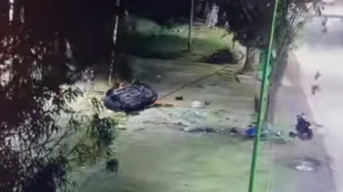 volco en ensenada y abandono un auto con pedido de secuestro volco en ensenada y abandono un auto con pedido de secuestro