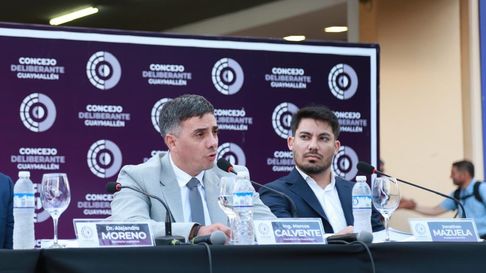 El intendente de Guaymallén, Marcos Calvente, junto al presidente del Concejo Deliberante, Jonathan Mazuela. El intendente de Guaymallén, Marcos Calvente, junto al presidente del Concejo Deliberante, Jonathan Mazuela.
