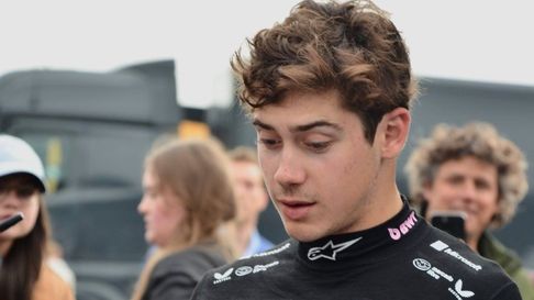 Franco Colapinto fue sancionado y largará desde la 16ta colocación. Franco Colapinto fue sancionado y largará desde la 16ta colocación.