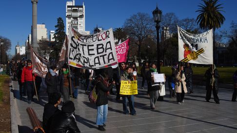 trabajadores de la educacion marcharon por mejores condiciones laborales trabajadores de la educacion marcharon por mejores condiciones laborales