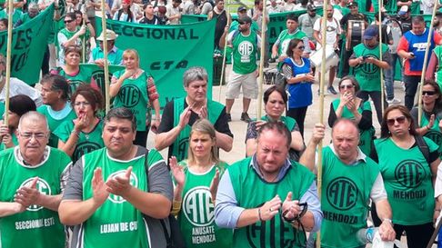 el discurso de alfredo cornejo tendra de fondo los bombos de ate el discurso de alfredo cornejo tendra de fondo los bombos de ate