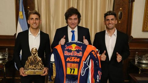 Milei recibió Luciano Benavides por su histórica victoria en el Dakar. Milei recibió Luciano Benavides por su histórica victoria en el Dakar.