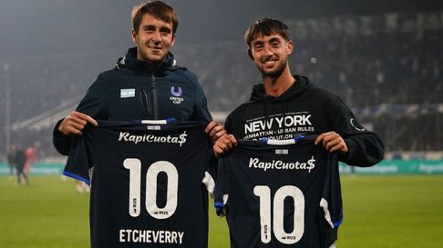 Tomás Etcheverry estuvo en El Bosque alentando a Gimnasia Tomás Etcheverry estuvo en El Bosque alentando a Gimnasia