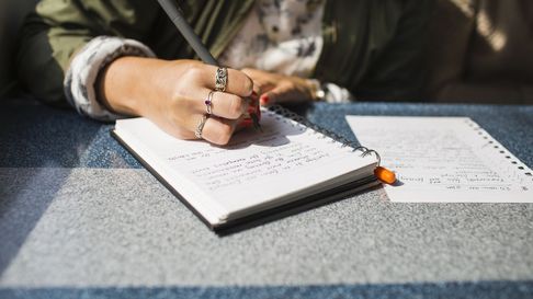 la unlp celebra sus 120 anos con un concurso literario la unlp celebra sus 120 anos con un concurso literario