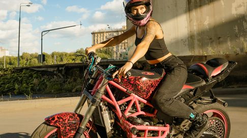 mujeres al mando: el motociclismo femenino gana protagonismo en godoy cruz mujeres al mando: el motociclismo femenino gana protagonismo en godoy cruz