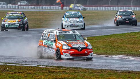 El mendocino Tomás Vitar tuvo un fin de semana enredado. El mendocino Tomás Vitar tuvo un fin de semana enredado.