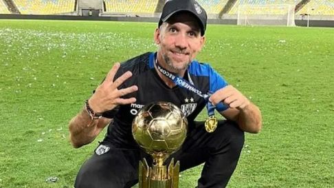 Este jueves la dirigencia de Gimnasia se reunirá con Facundo Oreja Este jueves la dirigencia de Gimnasia se reunirá con Facundo Oreja