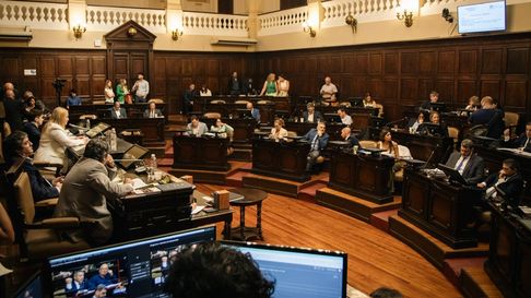 El Senado avanza con el presupuesto y las leyes económicas. El Senado avanza con el presupuesto y las leyes económicas.