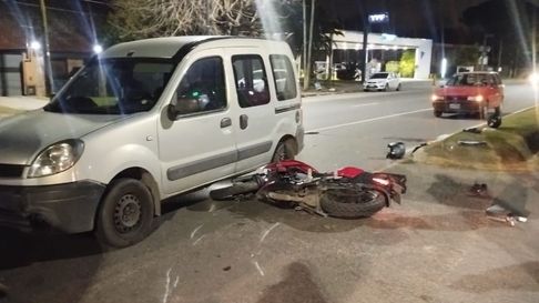 choco a una moto y se dio a la fuga en city bell choco a una moto y se dio a la fuga en city bell