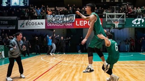 El tiro Lezcano provocó la reacción de Emanuel Ginóbili. El tiro Lezcano provocó la reacción de Emanuel Ginóbili.