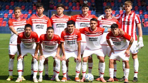 Estudiantes rescató el empate y mantiene chances hasta el jueves, al menos Estudiantes rescató el empate y mantiene chances hasta el jueves, al menos