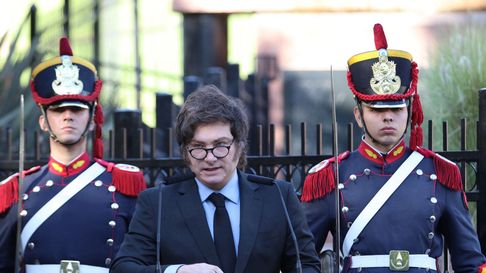 El presidente Javier Milei en Retiro, por el acto de Malvinas. El presidente Javier Milei en Retiro, por el acto de Malvinas.