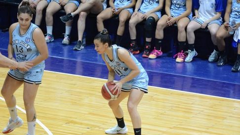 Se completó la primera ronda de partidos de cuarto del Clausura de básquet femenino. Se completó la primera ronda de partidos de cuarto del Clausura de básquet femenino.