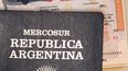 Condenan a tres personas vinculadas a la falsificación de visas para presentar en la Embajada de Estados Unidos. Condenan a tres personas vinculadas a la falsificación de visas para presentar en la Embajada de Estados Unidos.