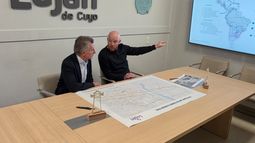 Mauricio Macri visitó Luján, donde fue recibido por el intendente Esteban Allasino. Mauricio Macri visitó Luján, donde fue recibido por el intendente Esteban Allasino.