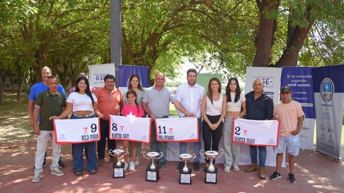 El turf entregó mandiles y prepara una gran fiesta con su Vendimia. El turf entregó mandiles y prepara una gran fiesta con su Vendimia.