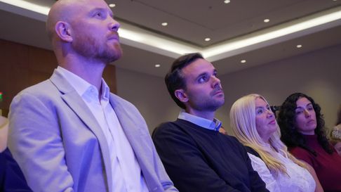 Esteban Allasino y Gabriel Pradines, los encargados del Pro de las alianzas electorales. Sufrieron más de la cuenta. Esteban Allasino y Gabriel Pradines, los encargados del Pro de las alianzas electorales. Sufrieron más de la cuenta.