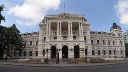 La Provincia de Buenos Aires una de las más afectadas por los coletazos de la gestión Milei La Provincia de Buenos Aires una de las más afectadas por los coletazos de la gestión Milei