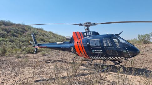 ciclista cayo en un barranco en maipu y fue rescatado por un helicoptero ciclista cayo en un barranco en maipu y fue rescatado por un helicoptero