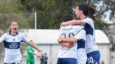 Gimnasia ganó y avanzó de fase en el Torneo de Fútbol Femenino Gimnasia ganó y avanzó de fase en el Torneo de Fútbol Femenino