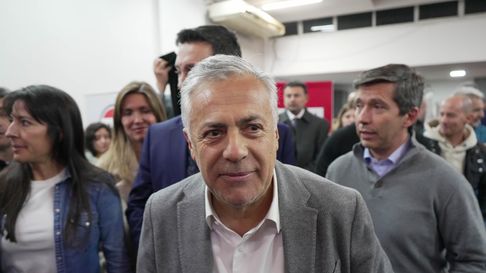 Alfredo Cornejo en el comité de la UCR. Alfredo Cornejo en el comité de la UCR.